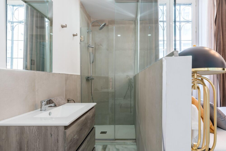 Bathroom 3, Hostal Roomsole, Sevilla