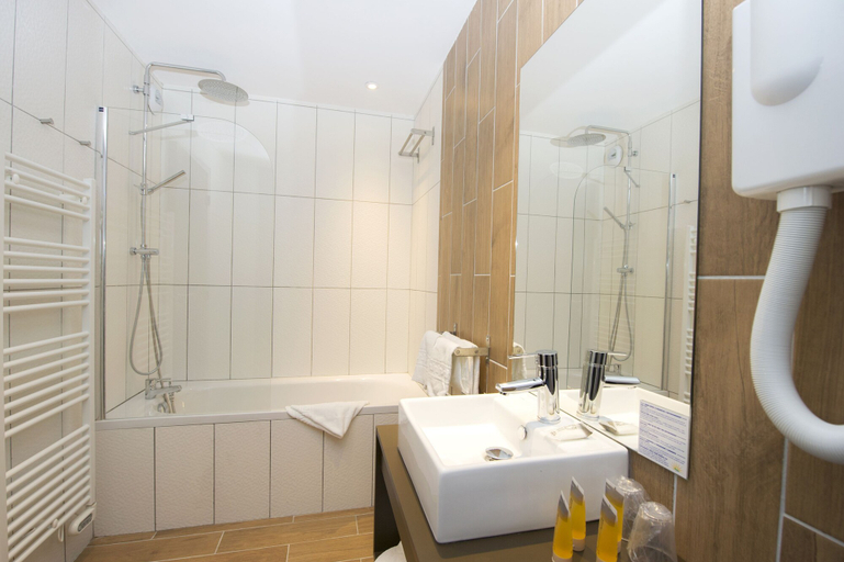 Bathroom 4, SOWELL Family Valfréjus, Savoie