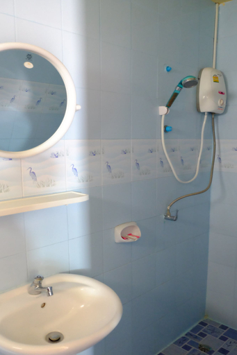 Bathroom 4, Somjainuk Resort 2, Pluak Daeng