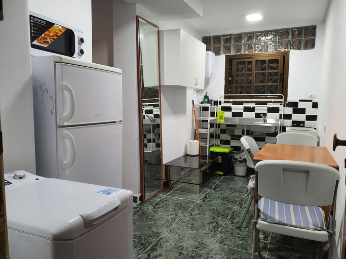 Others 5, Low Cost Room Plaza de Hierro III, Las Palmas