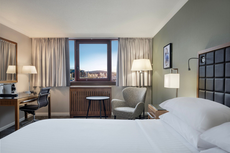 Bedroom 3, Delta Hotels by Marriott Swansea, Swansea
