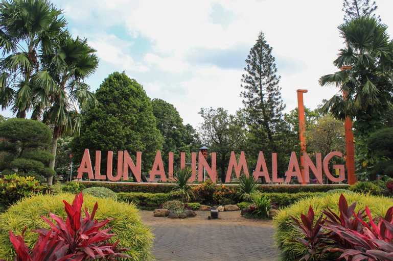 Nearby Landmark 25
