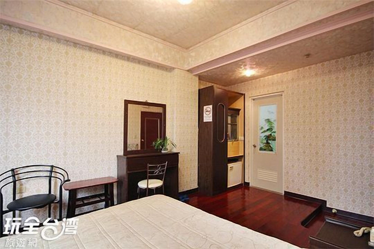 Others 4, Kai Cheng Inn, Yilan