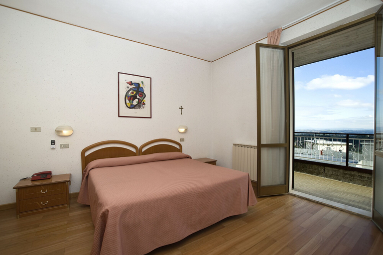 Bedroom 3, Hotel Villa Ricci, Siena