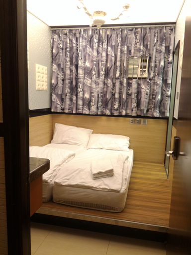 Bedroom 10