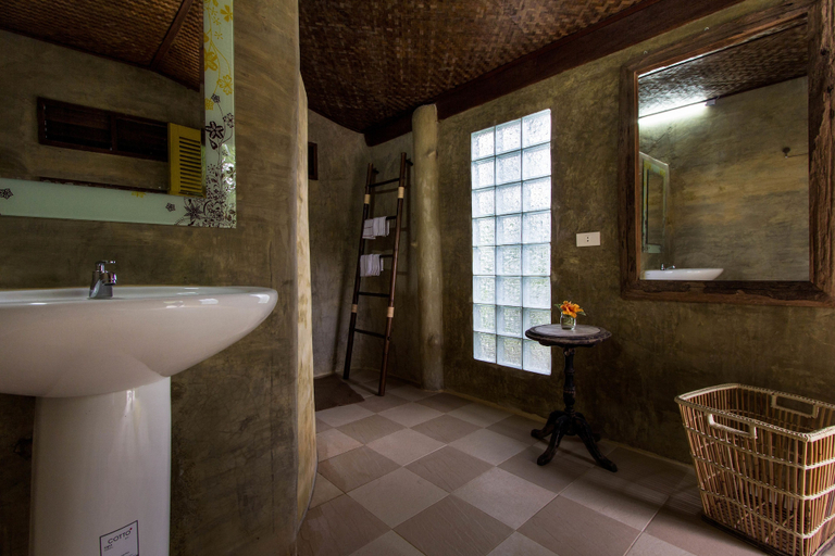 Bathroom 4, Baan Kaew Mongkorn, Hang Dong