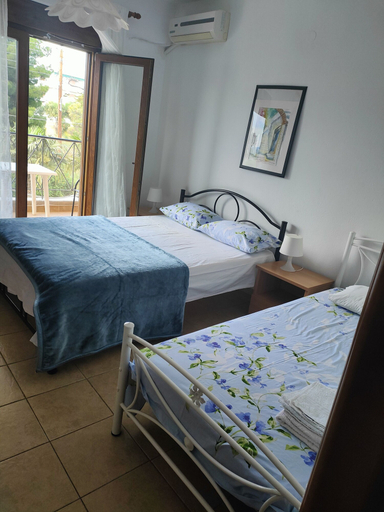 Bedroom 3, Paschalia sudios1, Central Macedonia