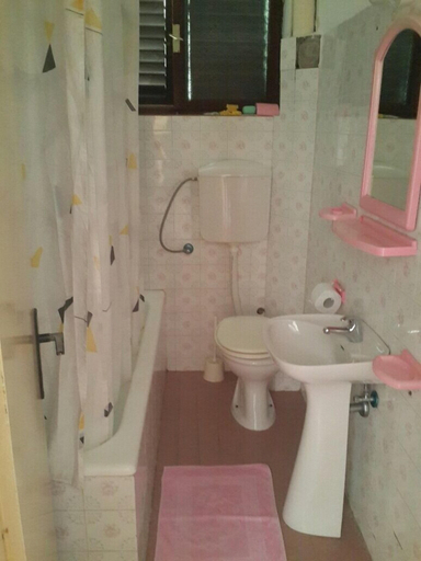 Bathroom 3, Apartments Andjus
