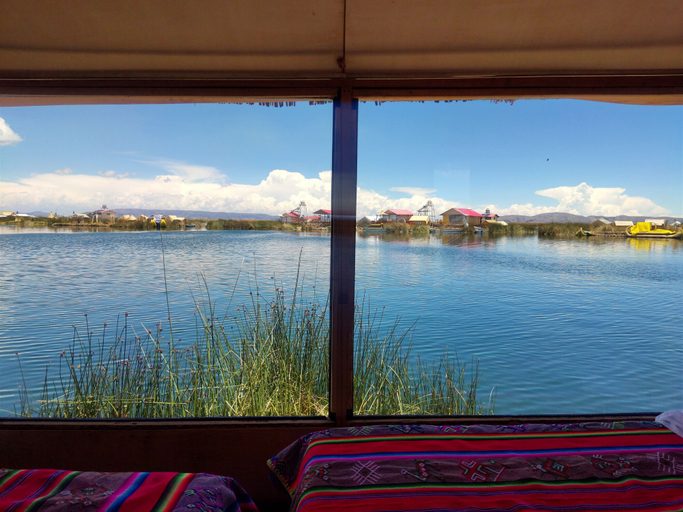 Others 5, Titicaca Los Uros vanalux, Lago Titicaca