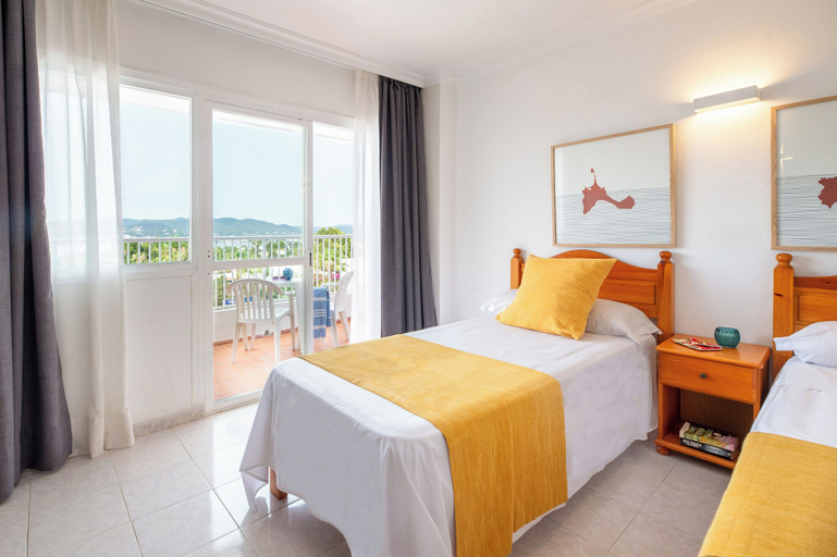 Bedroom 5, Aparthotel Vibra Monterrey, Baleares