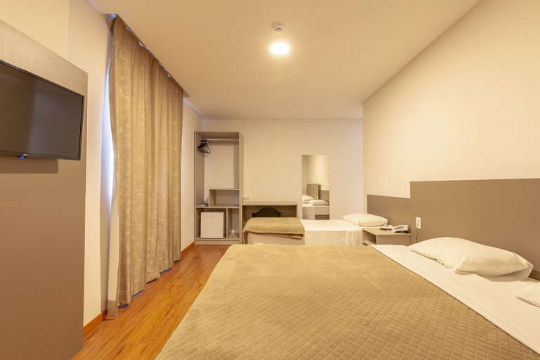 Bedroom 2, Tri Hotel São João Batista, São João Batista