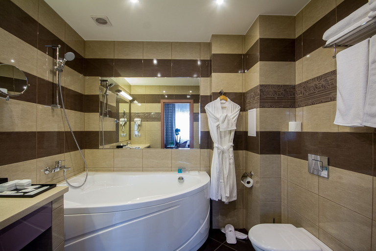 Bathroom 3, Sky Centr, Krasnoyarsk