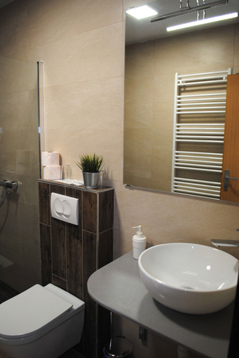 Bathroom 4, Hotel Fala, Zagreb