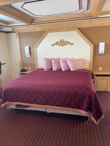 Bedroom 5, Budget Inn & Suites Shoreline, Nueces