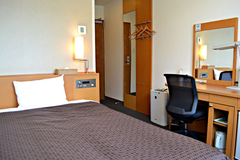Bedroom 4, Imari Grand Hotel, Imari