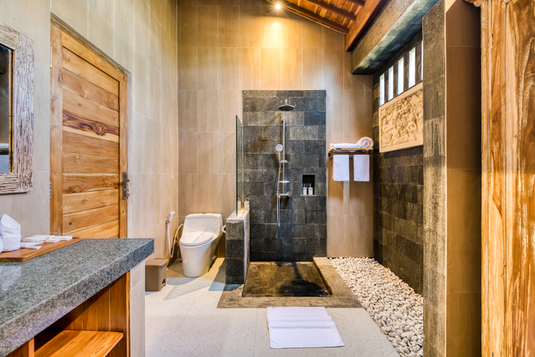 Others 5, Atta Villa, Karangasem