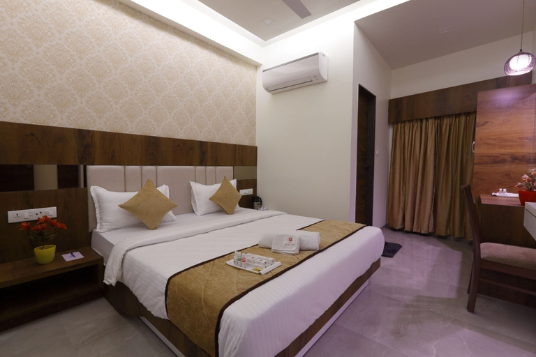 Bedroom 3, Hotel Alka Inn, Ahmadabad