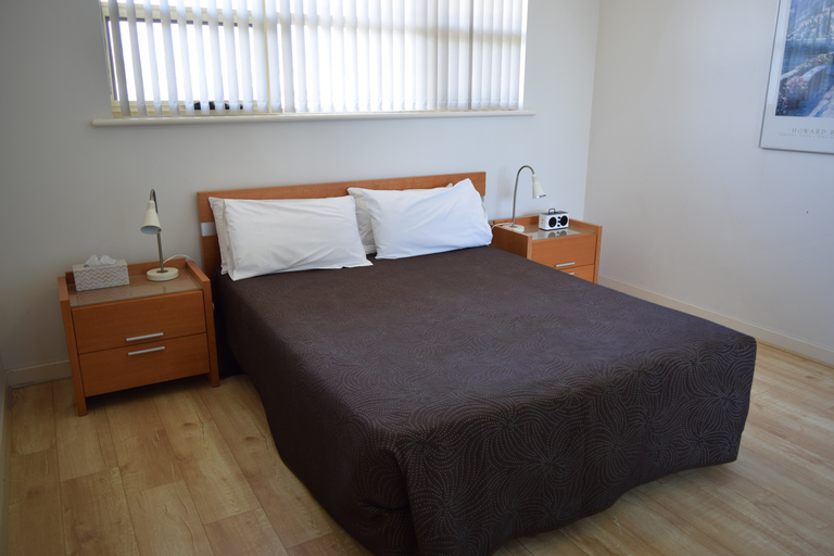 Bedroom, Glenelg Holiday Apartments, Adelaide