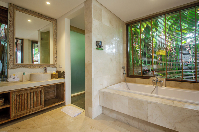 Bathroom 4