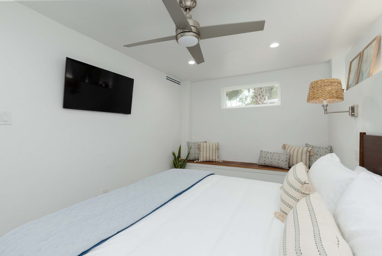 Bedroom 3, Su Casa, Nueces