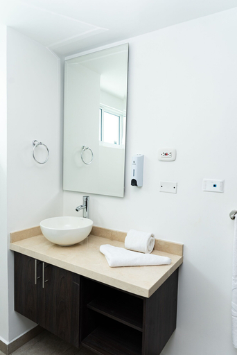 Bathroom 3, Hotel Qatar Cali, Santiago de Cali