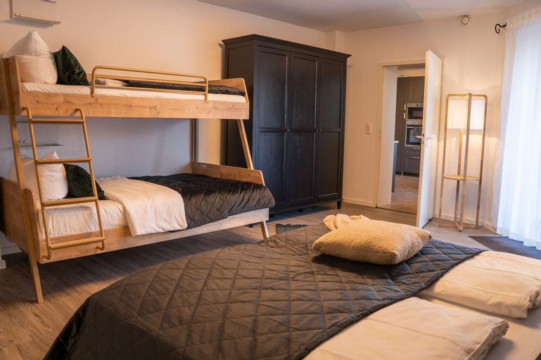 Bedroom 16