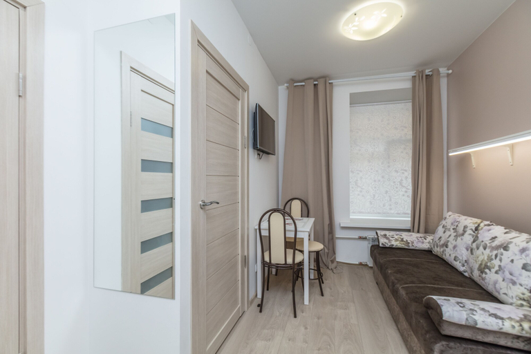 Others 5, Apartaments on Saperniy 8, Sankt-Peterburg gorsovet