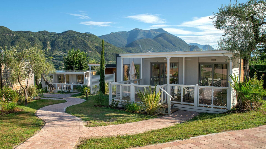 Exterior & Views 2, Weekend Glamping Resort, Brescia