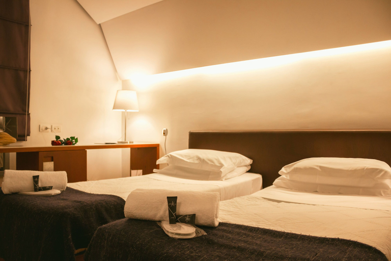 Bedroom 3, Black Hotel, Roma