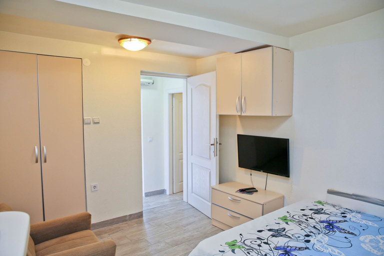 Bedroom 2, Urosevic Seaside Apartments