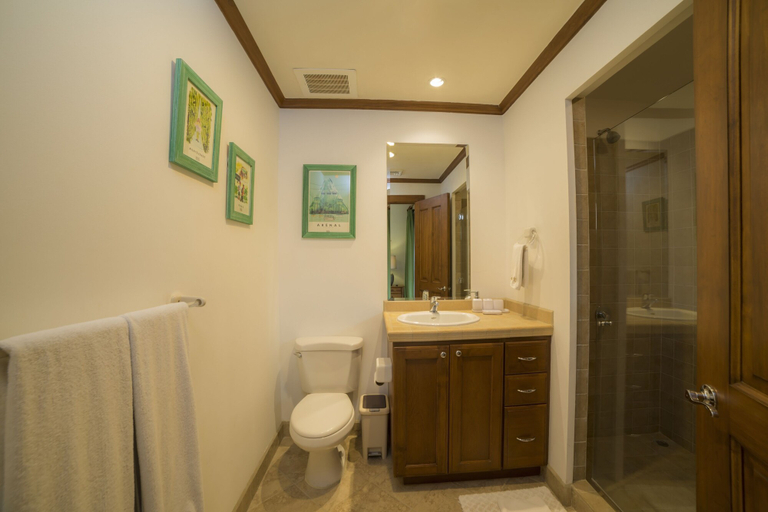 Bathroom 2, Los Suenos Resort Veranda 1C, Garabito