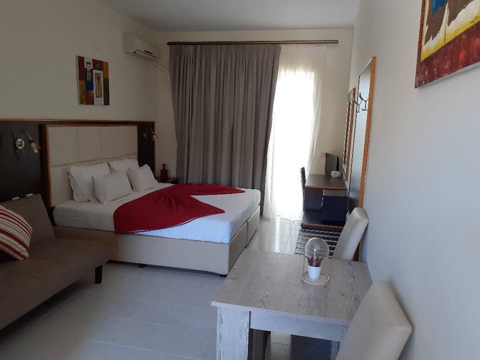Bedroom 3, George Beach Studios, South Aegean