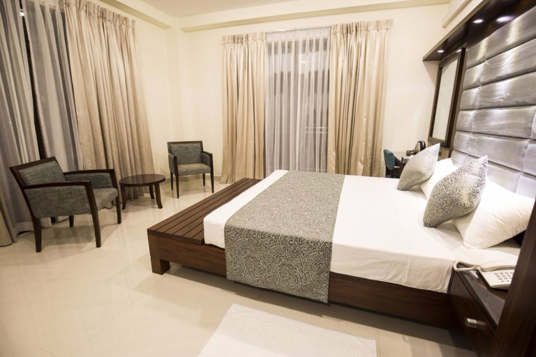 Bedroom 3, Grand 7 Hotel Kesbewa, Kesbewa