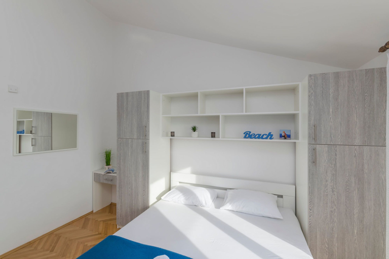 Bedroom 3, Apartments Villa Daniela, Novalja