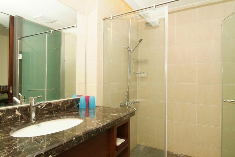 Bathroom 3, Xitou Education Center Hostel, Nantou