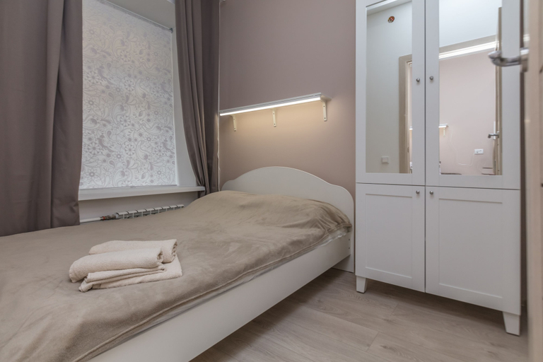 Bedroom 3, Apartaments on Saperniy 8, Sankt-Peterburg gorsovet