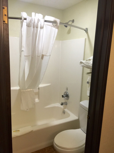 Bathroom 4, Quality Inn Plainfield - Indianapolis West, Hendricks