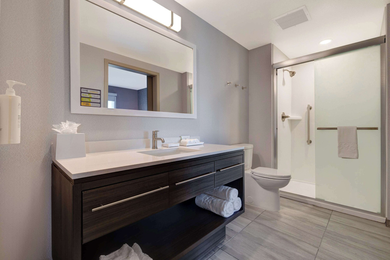 Bathroom 4, Home2 Suites by Hilton Petaluma, Sonoma
