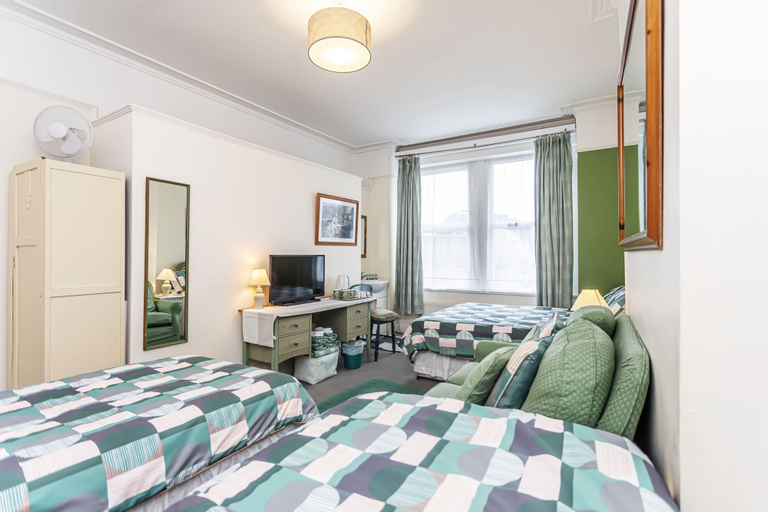 Bedroom 5