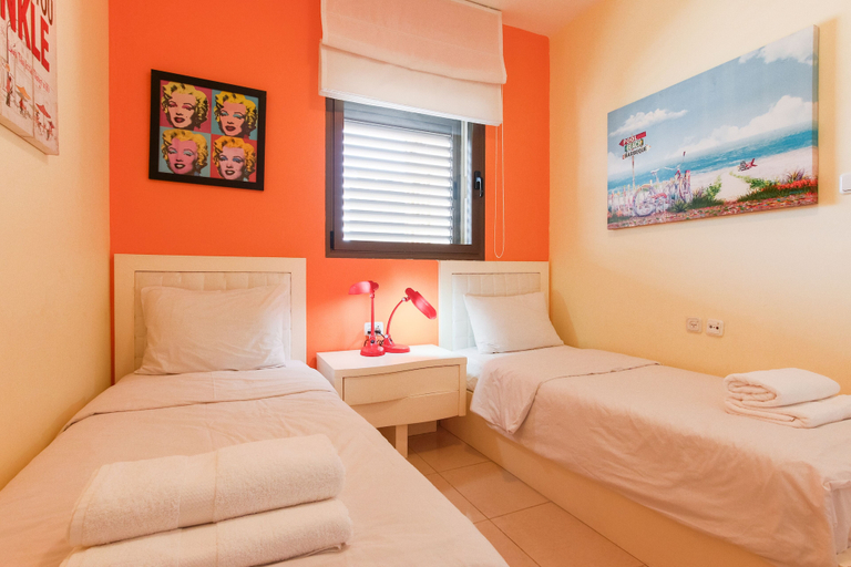 Bedroom 3, Comfort & Balcony near Beach by FeelHome