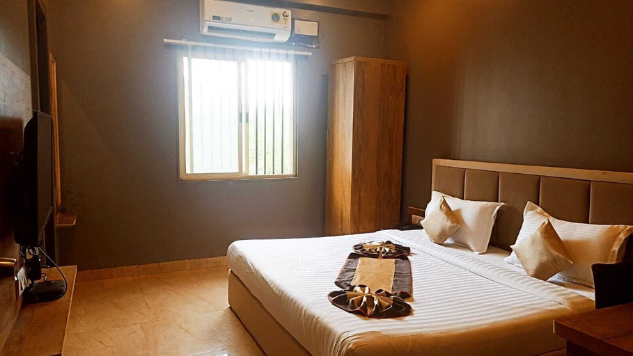 Others 1, Hotel Shree, Indore