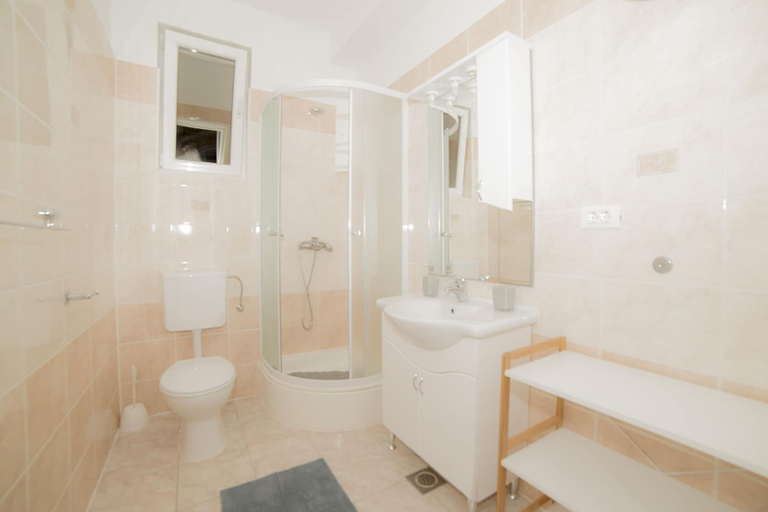 Bathroom 3, Apartments Pavla i Niko, Omiš