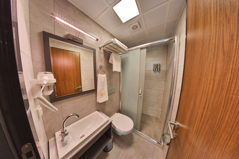 Bathroom 3, Bukaviyye Otel, Çankaya