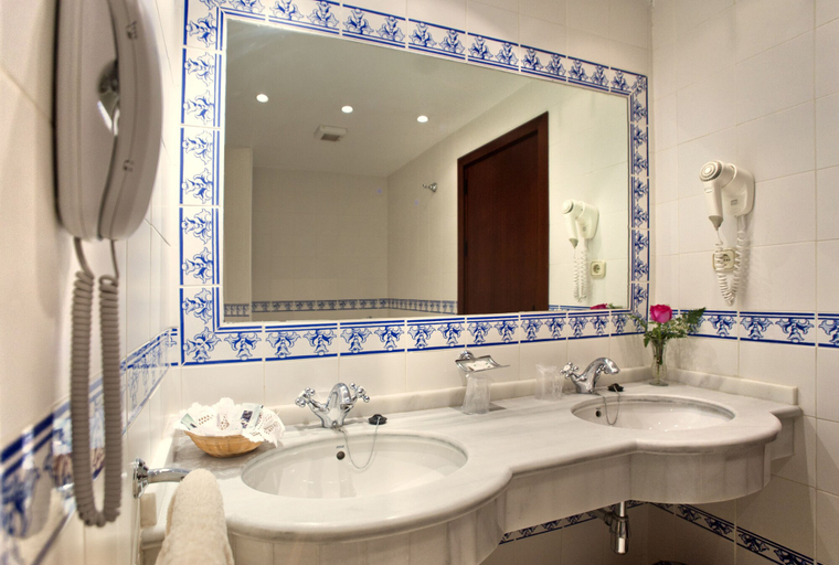 Bathroom 5, TRH Mijas, Málaga