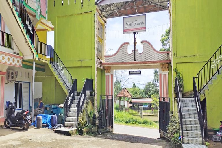 Exterior & Views 1, OYO 92514 Hotel Puriwara, Muara Enim