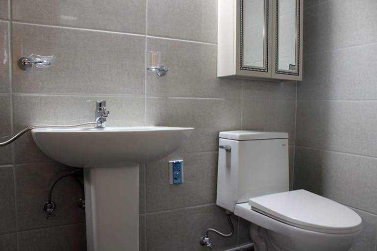 Bathroom, Sunny Panpo, Jeju