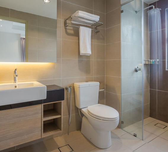 Bathroom 4, Meru Suites at Meru Valley Resort, Kinta
