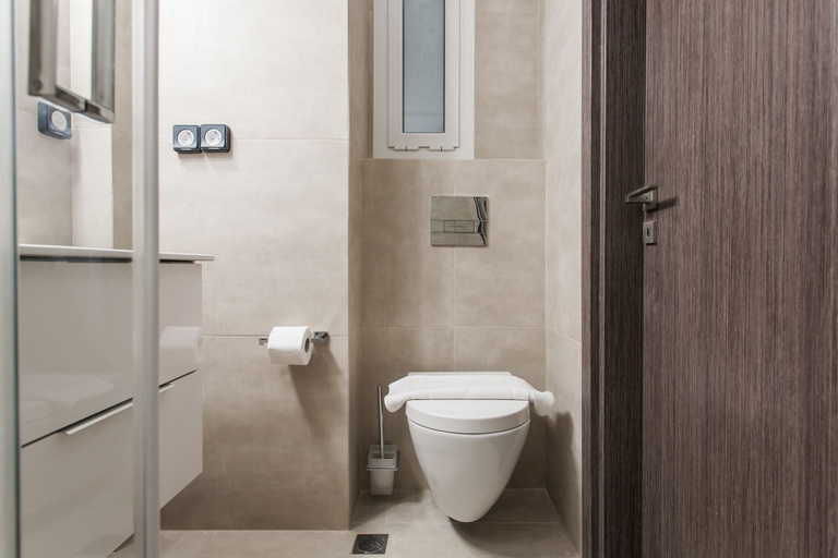Bathroom 2, Athenian Downtown Studios by Livin Urbban, Attica