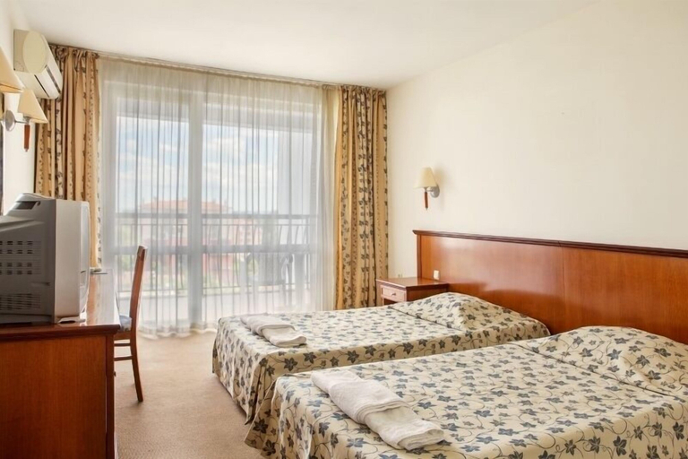 Bedroom 3, Hotel Yo, Varna