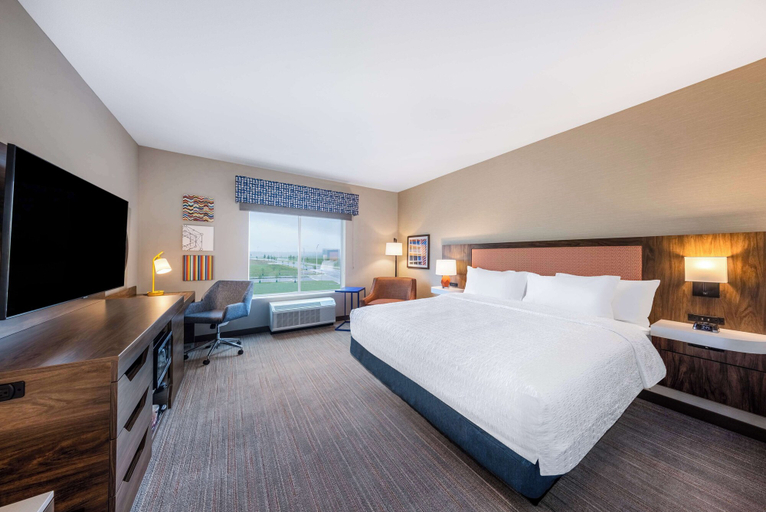 Bedroom 2, Hampton Inn Kansas City Southeast, Mo, Kansas City